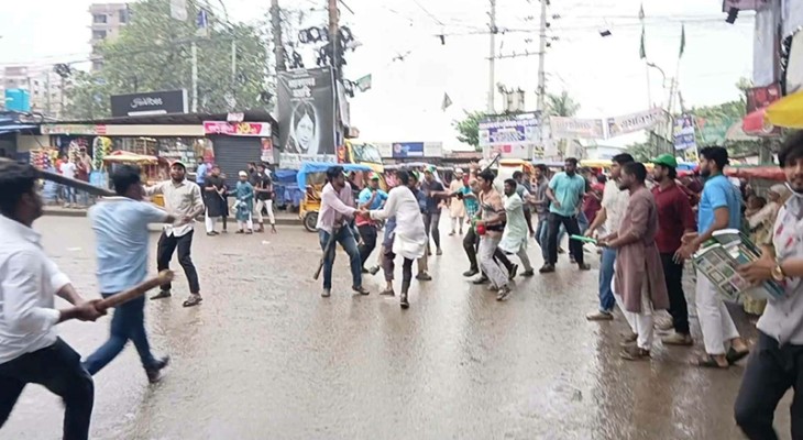 নারায়ণগঞ্জে ছাত্রদল-ছাত্রশিবির সংঘর্ষ, আহত ৭